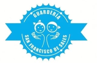 Blue badge logo for Guarderia San Francisco de Sales featuring two cartoon children faces with outstretched hands in a protective gesture